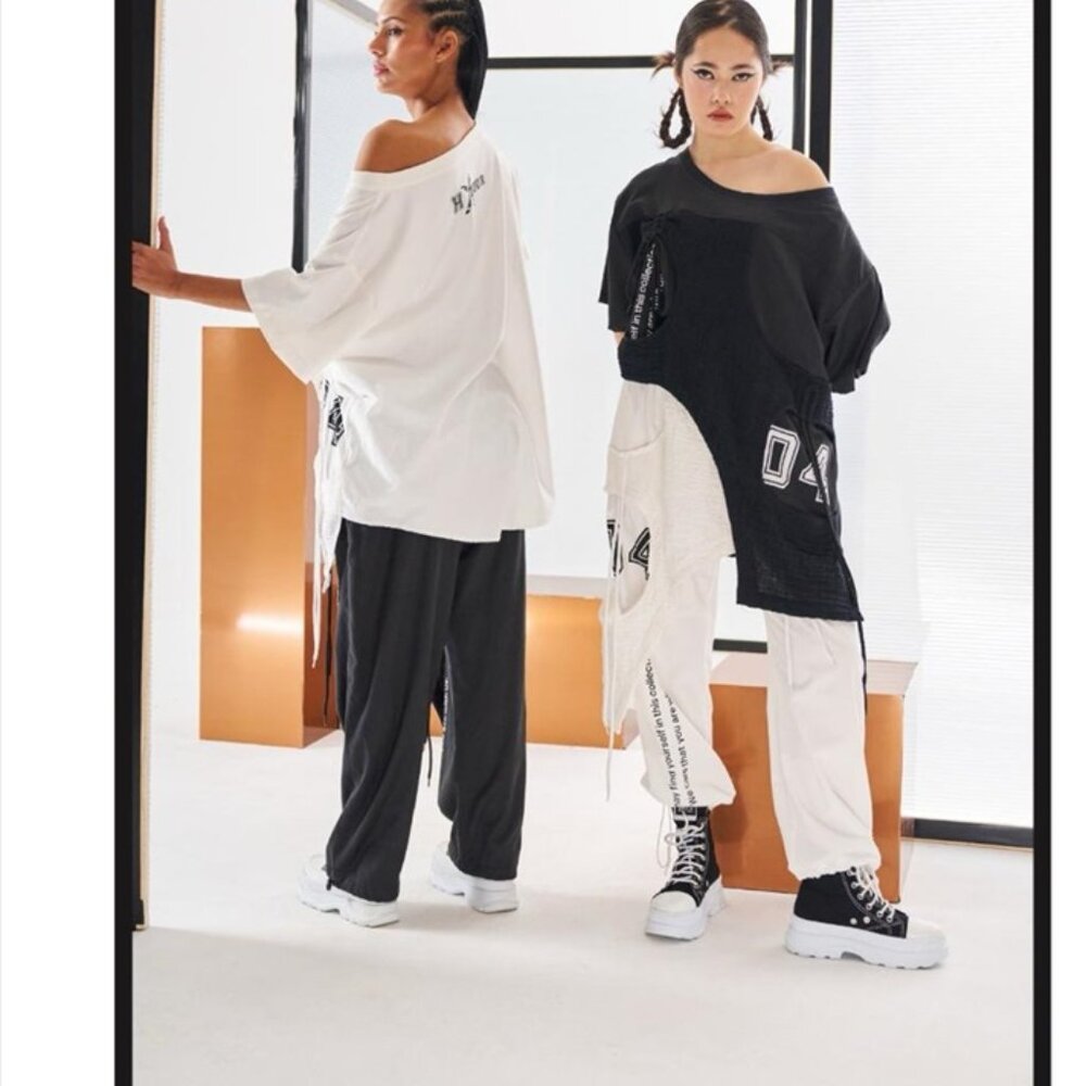 H4 Black funky pants brand new
